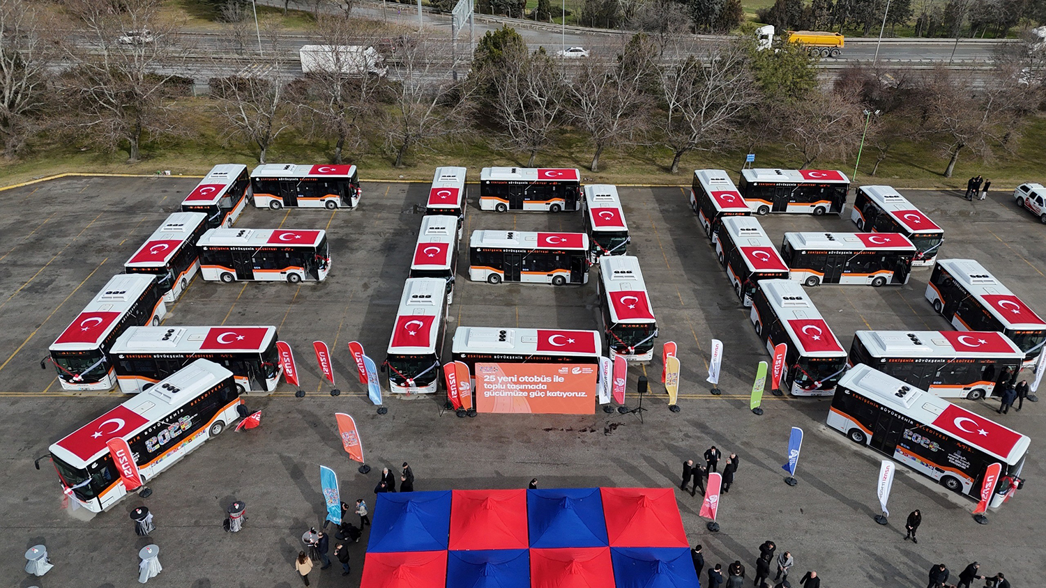 Anadolu Isuzu Eşkişehir’in Ulaşım Filosunu Güçlendirdi.