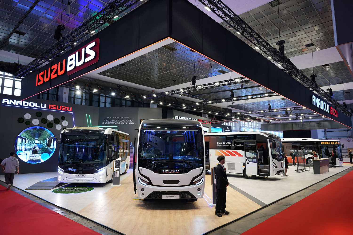 Anadolu Isuzu Busworld Europe 2025’te  Yenilikçi Modellerini Sergiledi